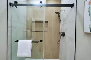 2050 Divisadero St, San Francisco, CA 94115 - Photo 27