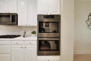 2050 Divisadero St, San Francisco, CA 94115 - Photo 11