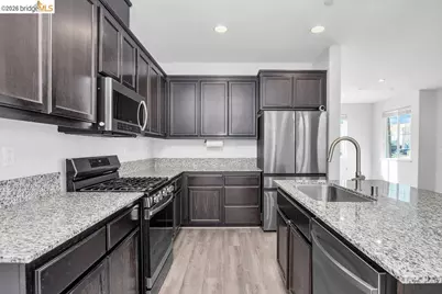 126 Halsey Wy, Pittsburg, CA 94565 - Photo 9