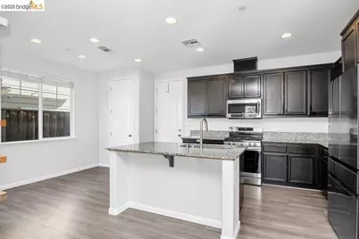 126 Halsey Wy, Pittsburg, CA 94565 - Photo 7