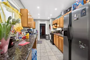 2724 22nd St, Oakland, CA 94601 - Photo 5