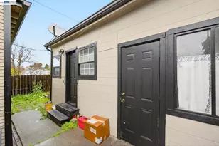 2724 22nd St, Oakland, CA 94601 - Photo 13