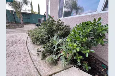 2144 Stansfield, Roseville, CA 95747 - Photo 17