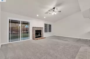 1820 Willow Creek Dr, Tracy, CA 95376 - Photo 11