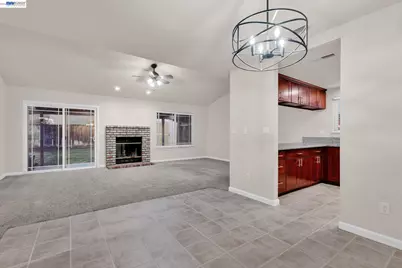 1820 Willow Creek Drive, Tracy, CA 95376 - Photo 5