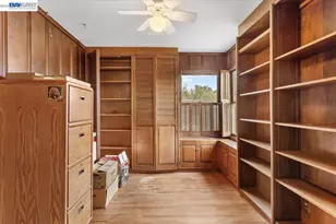 18028 Almond Rd, Castro Valley, CA 94546 - Photo 17