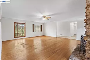 18028 Almond Rd, Castro Valley, CA 94546 - Photo 13