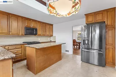 18028 Almond Rd, Castro Valley, CA 94546 - Photo 21