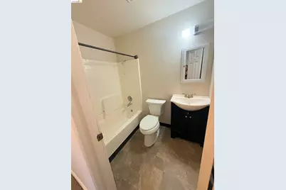 2108 Lemontree Way #3, Antioch, CA 94509 - Photo 11