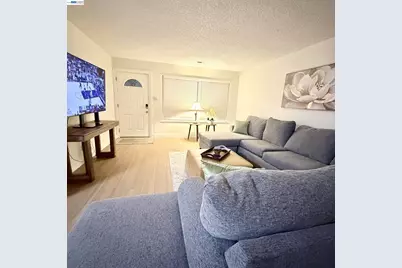 2280 Brentwood Ct, East Palo Alto, CA 94303 - Photo 3