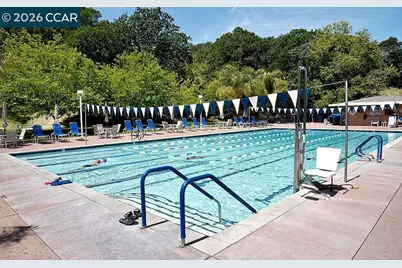 2900 Tice Creek Dr #8, Walnut Creek, CA 94595 - Photo 43