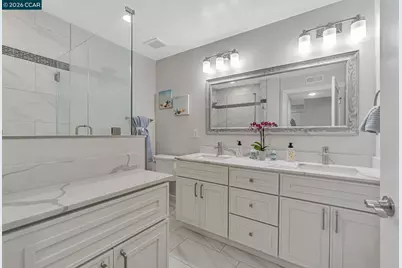 2900 Tice Creek Dr #8, Walnut Creek, CA 94595 - Photo 21