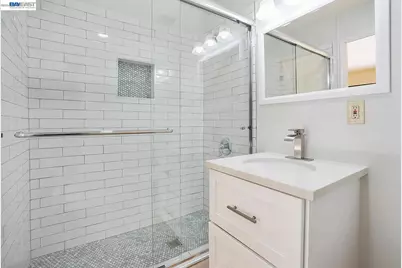 2455 Saint Helena Dr #5, Hayward, CA 94542 - Photo 19