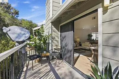 2455 Saint Helena Dr #5, Hayward, CA 94542 - Photo 5