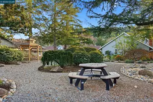 187 Miramonte Dr, Moraga, CA 94556 - Photo 37