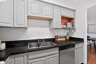 801 Franklin, Oakland, CA 94607 - Photo 17