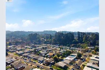 280 Calais Dr, Pinole, CA 94564 - Photo 45