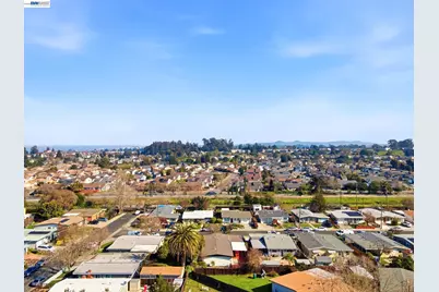 280 Calais Dr, Pinole, CA 94564 - Photo 53