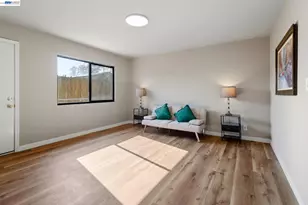 280 Calais Dr, Pinole, CA 94564 - Photo 17