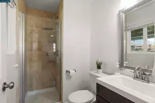 1346 Montana Dr, Concord, CA 94521 - Photo 17