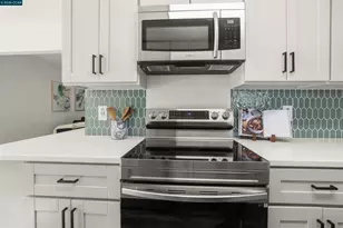 1346 Montana Dr, Concord, CA 94521 - Photo 7