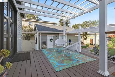 19554 Alana Rd, Castro Valley, CA 94546 - Photo 25