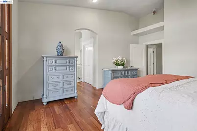 19554 Alana Rd, Castro Valley, CA 94546 - Photo 11