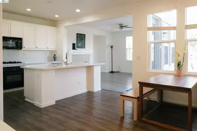 2689 Jackson Ave, Tracy, CA 95377 - Photo 9