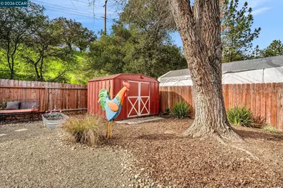 5092 Black Oak Rd, Concord, CA 94521 - Photo 41