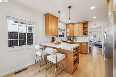 1211 Court St, Alameda, CA 94501 - Photo 15