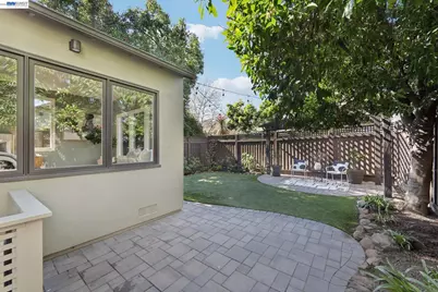1211 Court St, Alameda, CA 94501 - Photo 27