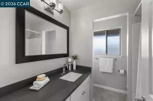 5468 Roundtree Dr, Concord, CA 94521 - Photo 23