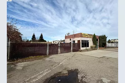 187 N L, Livermore, CA 94550 - Photo 1