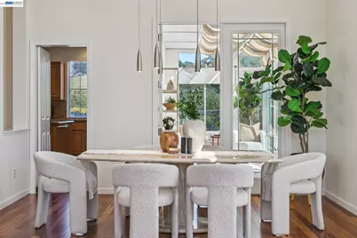 28862 Bay Heights Rd, Hayward, CA 94542 - Photo 11