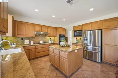 28862 Bay Heights Rd, Hayward, CA 94542 - Photo 17