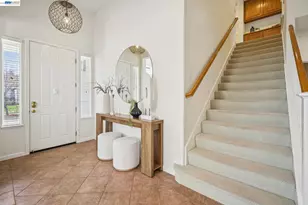 28862 Bay Heights Rd, Hayward, CA 94542 - Photo 3