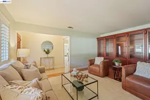 1674 Kasba St, Concord, CA 94518 - Photo 9