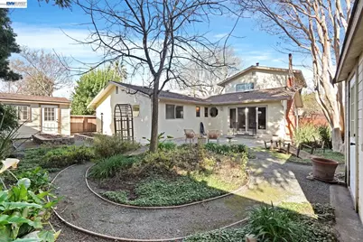 1674 Kasba St, Concord, CA 94518 - Photo 35