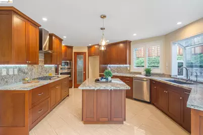 2521 Caddie Ln, Brentwood, CA 94513 - Photo 13