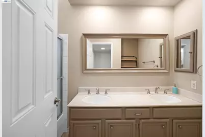 37168 Meadowbrook Cmn #304, Fremont, CA 94536 - Photo 17