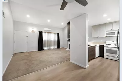 37168 Meadowbrook Cmn #304, Fremont, CA 94536 - Photo 9