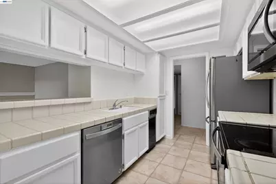 22139 Castille Ln #55, Hayward, CA 94541 - Photo 13