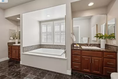 73 Stonebrae Rd, Hayward, CA 94542 - Photo 27