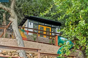 6165 Doncaster Pl, Oakland, CA 94611 - Photo 45