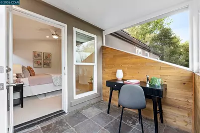 6165 Doncaster Pl, Oakland, CA 94611 - Photo 37