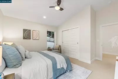 6165 Doncaster Pl, Oakland, CA 94611 - Photo 41