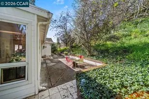 351 Montecillo Dr, Walnut Creek, CA 94595 - Photo 21