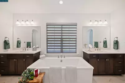 5026 Kerry Hill St, Danville, CA 94506 - Photo 33