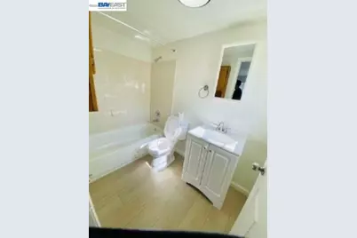 2226 109th Ave, Oakland, CA 94603 - Photo 9