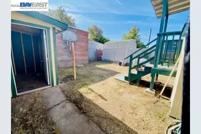 2226 109th Ave, Oakland, CA 94603 - Photo 15
